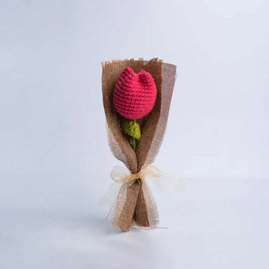 Tulip mini bouquet with jute sheet